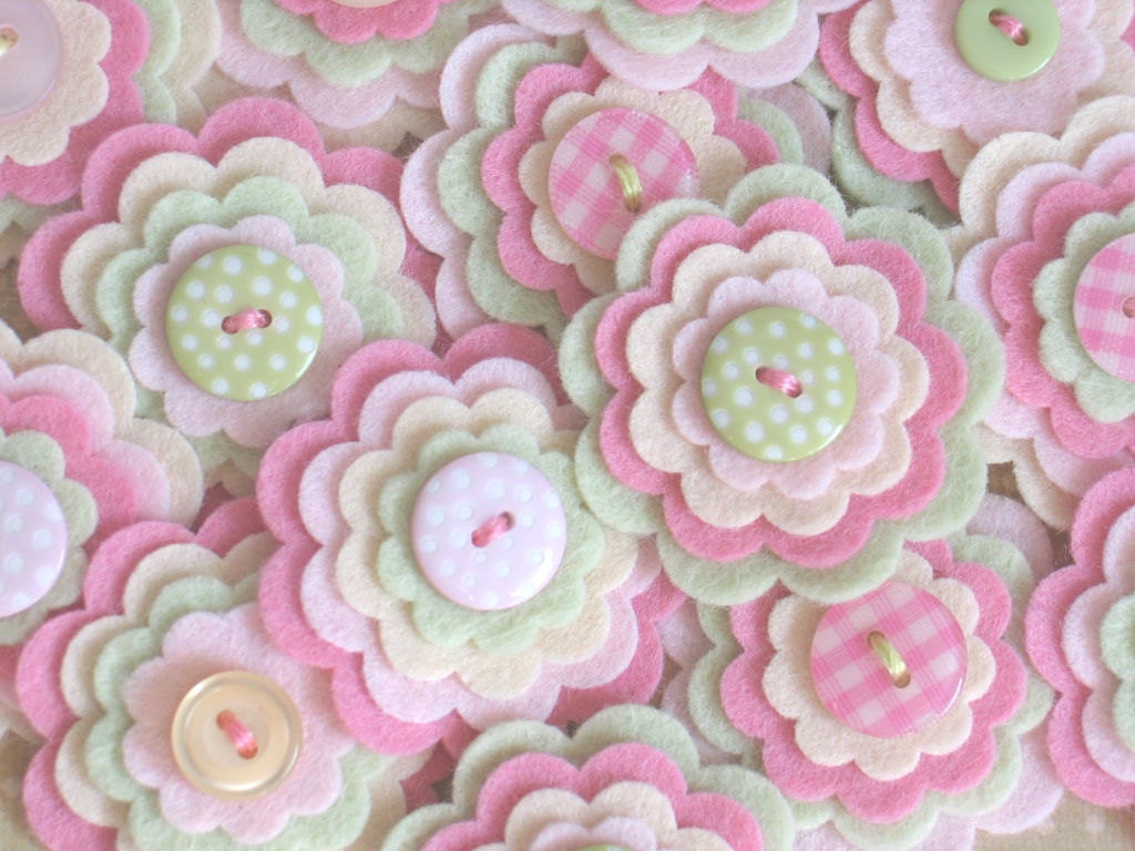 ROSE PETAL - Set of 3 Handmade Felt Flower Embellishments in Pinks, Cream and Soft Green / Felt Applique