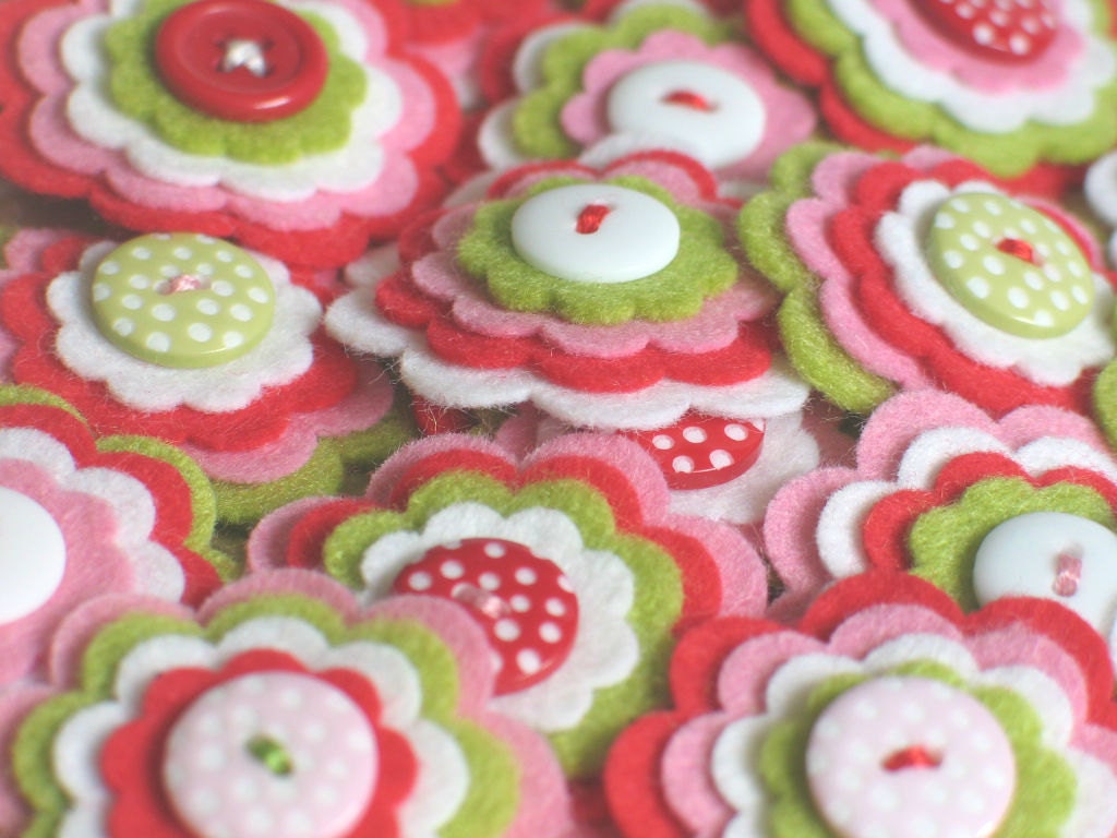 STRAWBERRY SHORTCAKE  - Handmade Felt Flower Embellishments, Flower Applique, Felt Embellishment, Felt Bloom, Craft Supplies, Set of 3