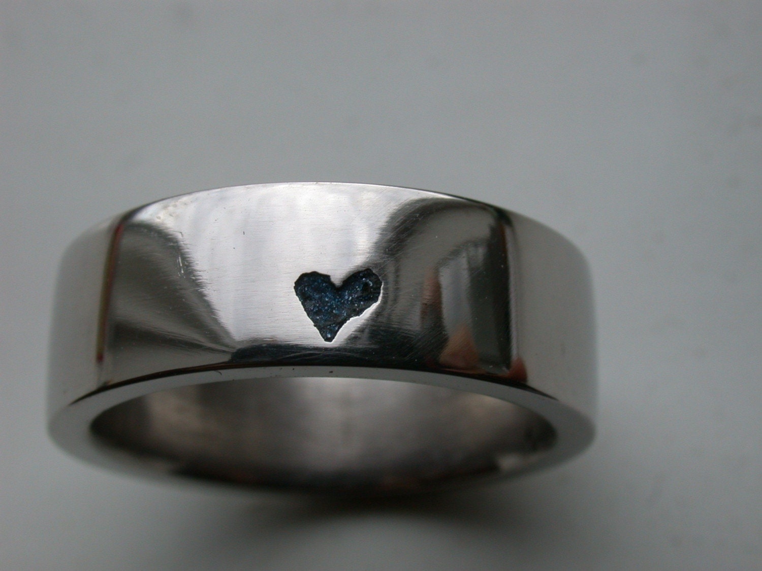 Pure Palladium 5mm band with heart