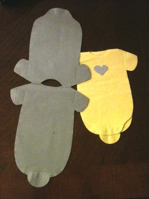 Pack of 30 Gray and Yellow Baby shower onesie napkins or banner decoration. Each with heart or owl or elephant.