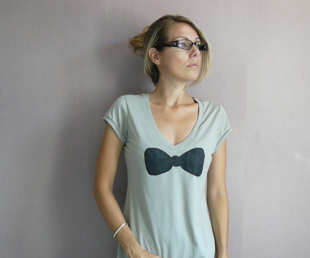 FESTIVAL  handpainted women tee shirt size S, M, L or XL