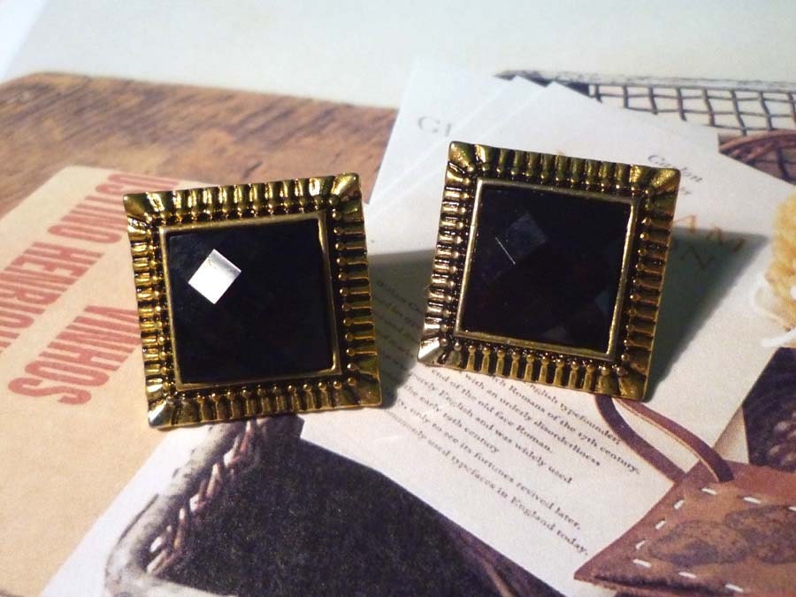 Elegant Square Scope Earrings