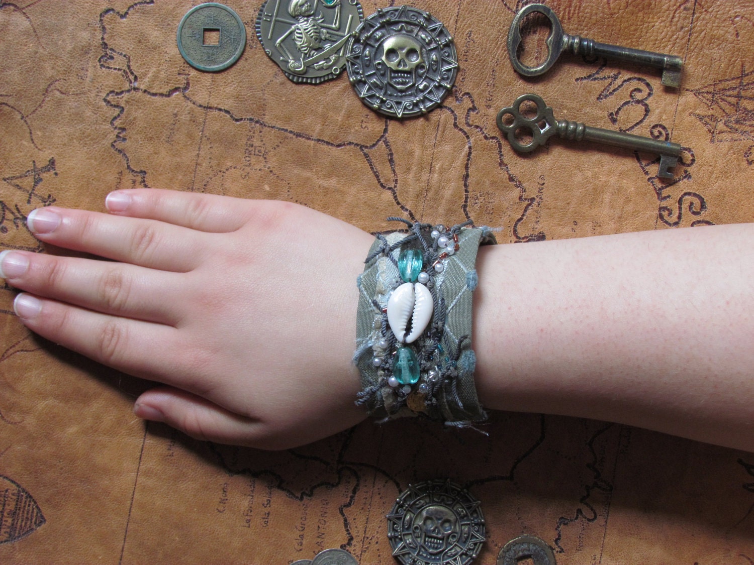Mermaid Shell Pirate Cuff size L