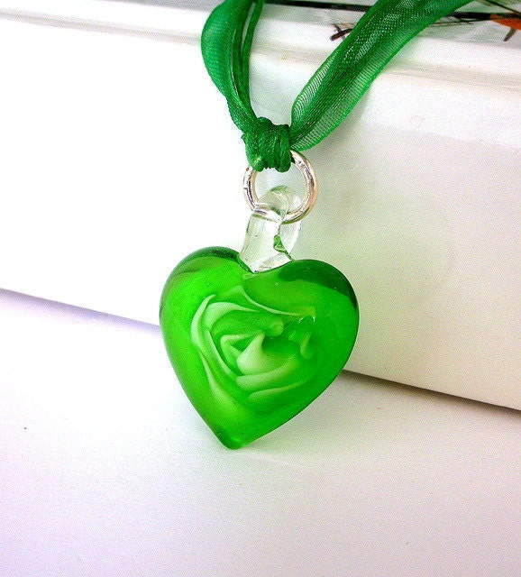 Green heart necklace, Murano style glass