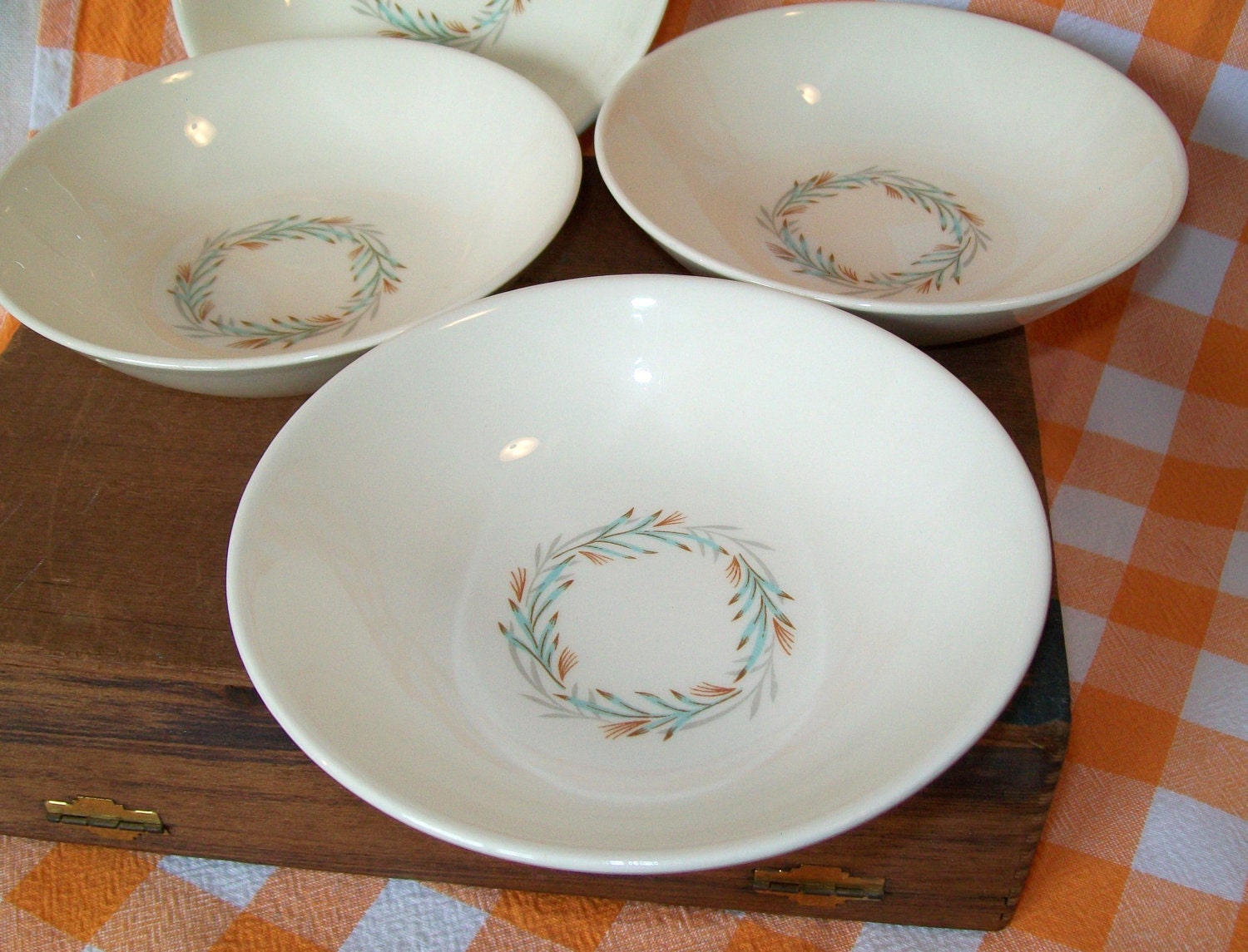 Vintage TSandT Berry Bowls Set of 4 Small Aqua Tan Gray Rosemary Herb Wreath Design