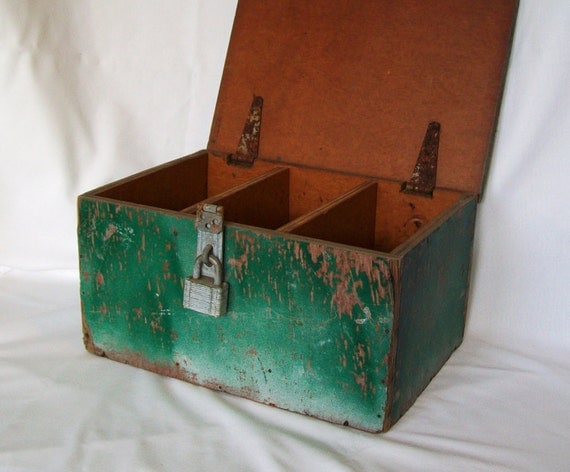 Vintage Heavy Wooden Box Primitive Shabby Paint As Found