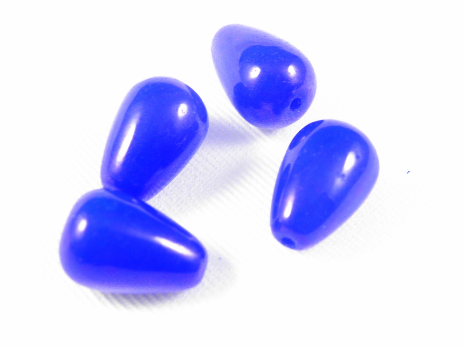 4pc - Cobalt Blue Jade Candy Beads, Smooth Drop, 14x10mm