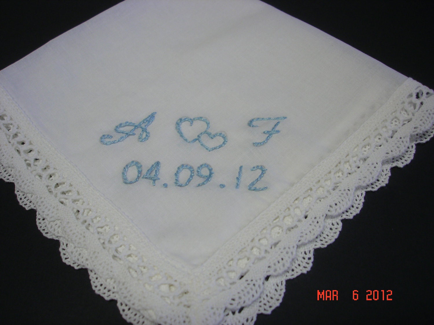 wedding handkerchief, something blue, bouquet wrap,monogram/ hand embroidered, intertwined hearts, double heart, wedding colors welcome