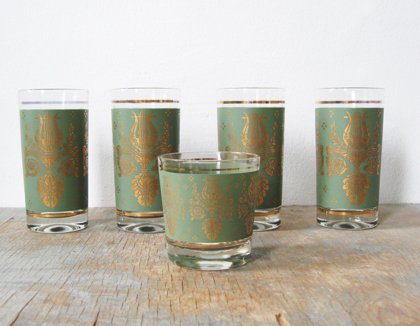 SALE vintage 60s cocktail glasses / sea green and gold damask