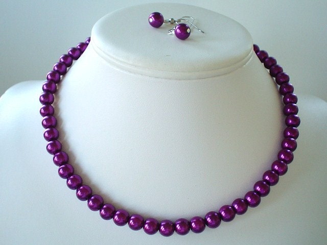 Single Strand Magenta Pearl Beaded Necklace and Earring Set    Great Brides or Bridesmaid Gifts