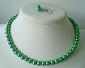 Single Strand Clover Green Pearl Beaded Necklace and Earring Set    Great Brides or Bridesmaid Gifts