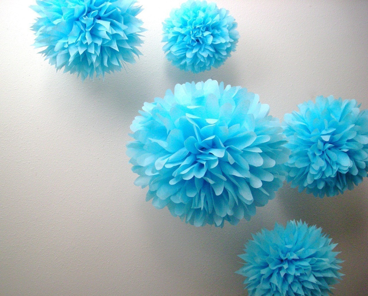 Wedding Tiffany ... 5 tissue paper poms // wedding ceremony // baptism // anniversary // eco party decorations Il_170x135