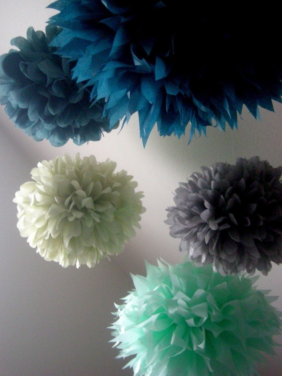 The Heathers... 5 tissue paper poms // birthday // anniversary // wedding reception // party decorations Il_570xn