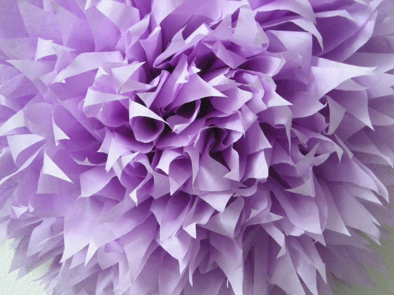 Lilac ... 1 tissue paper pom // diy // wedding decorations // paper flowers // aisle marker // birthday party Il_570xn