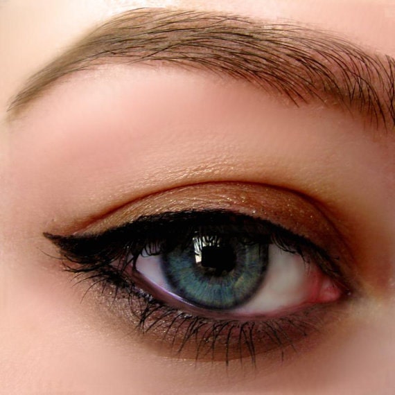 All Natural Mineral Makeup Gel Eyeliner INTENSE BLACK Easy to Use Made with Natural and Organic Ingredients