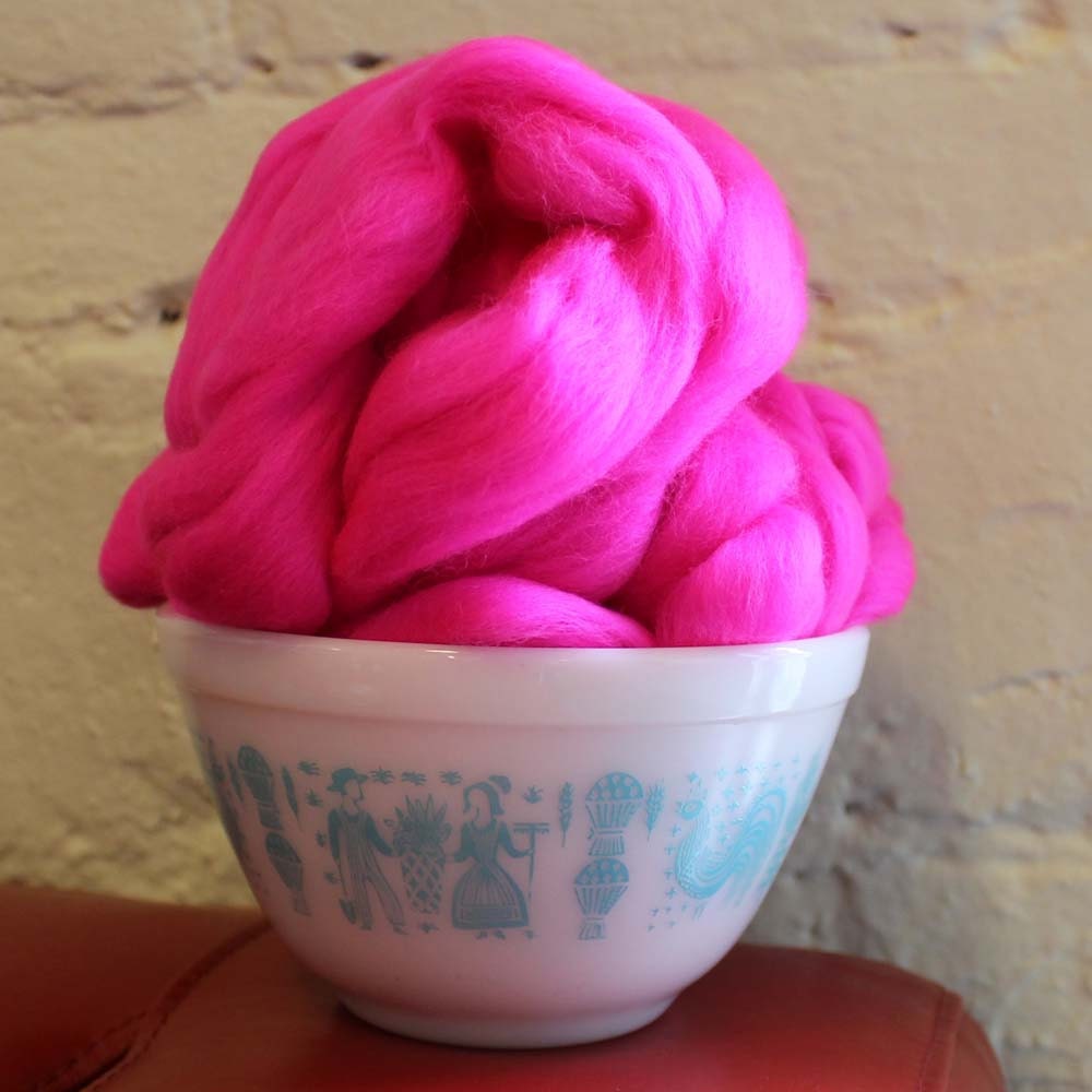 Magenta - Dyed Merino Wool Top 4ozs