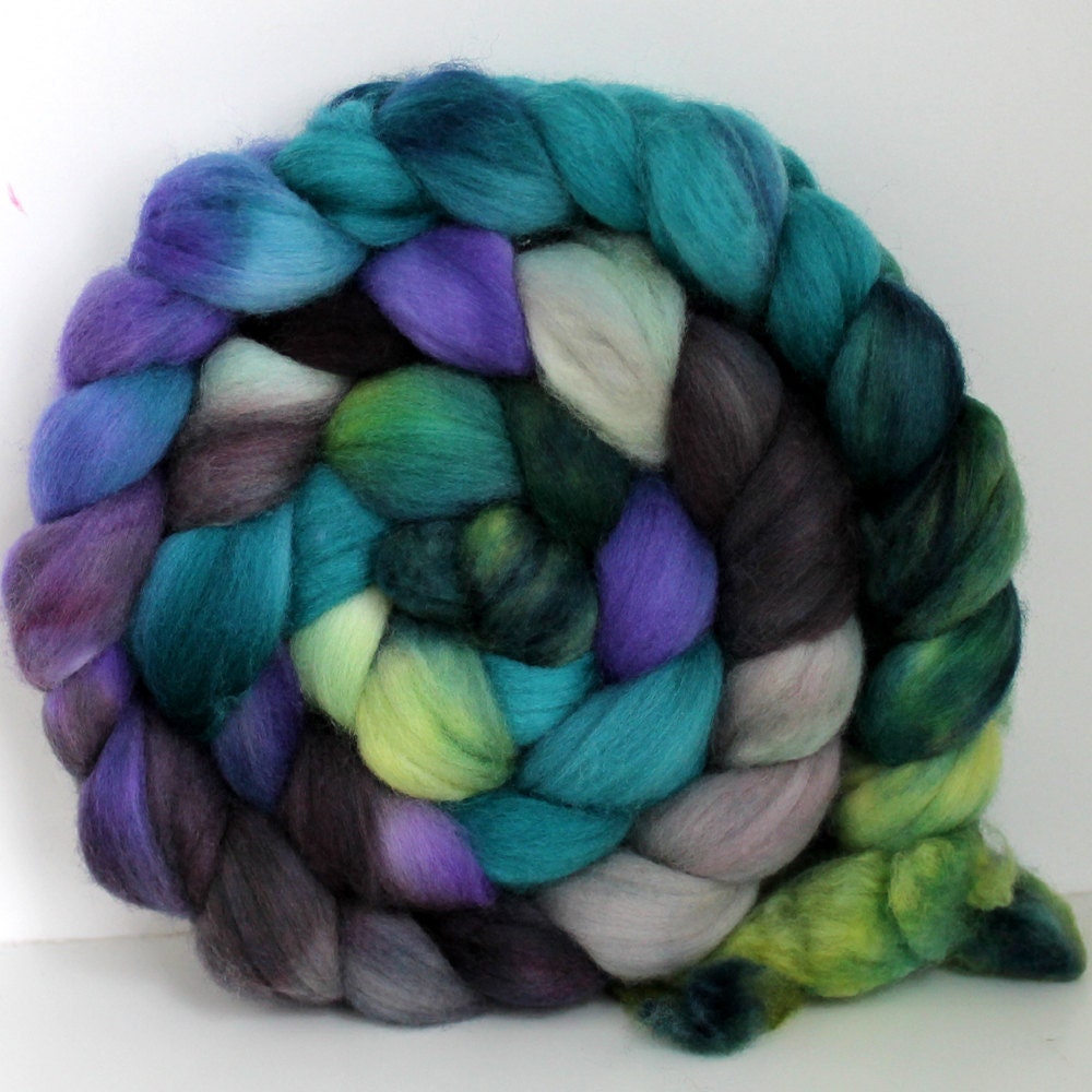VIOLETS - Merino Wool Top Roving 4oz