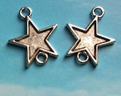 20 two-hole star connectors, antiqued silver tone, 19mm