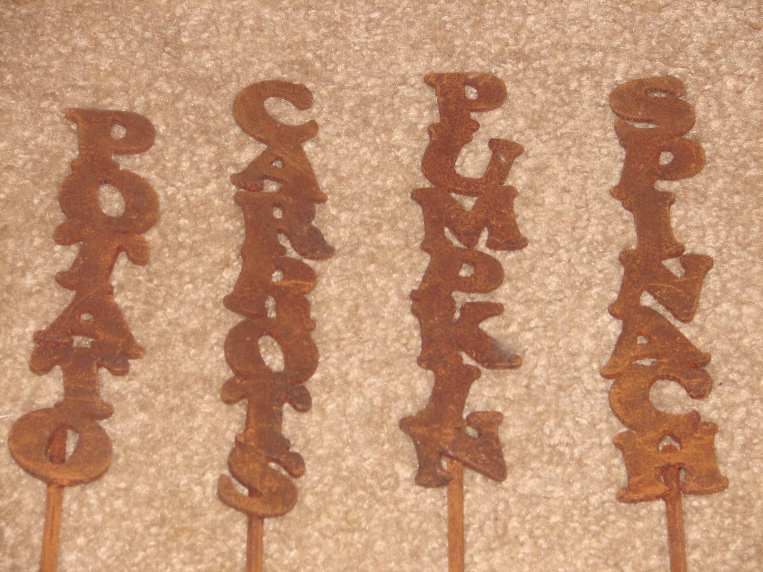 Metal VEGETABLE GARDEN STAKE Set Of 4 Marker Label by artbyjack