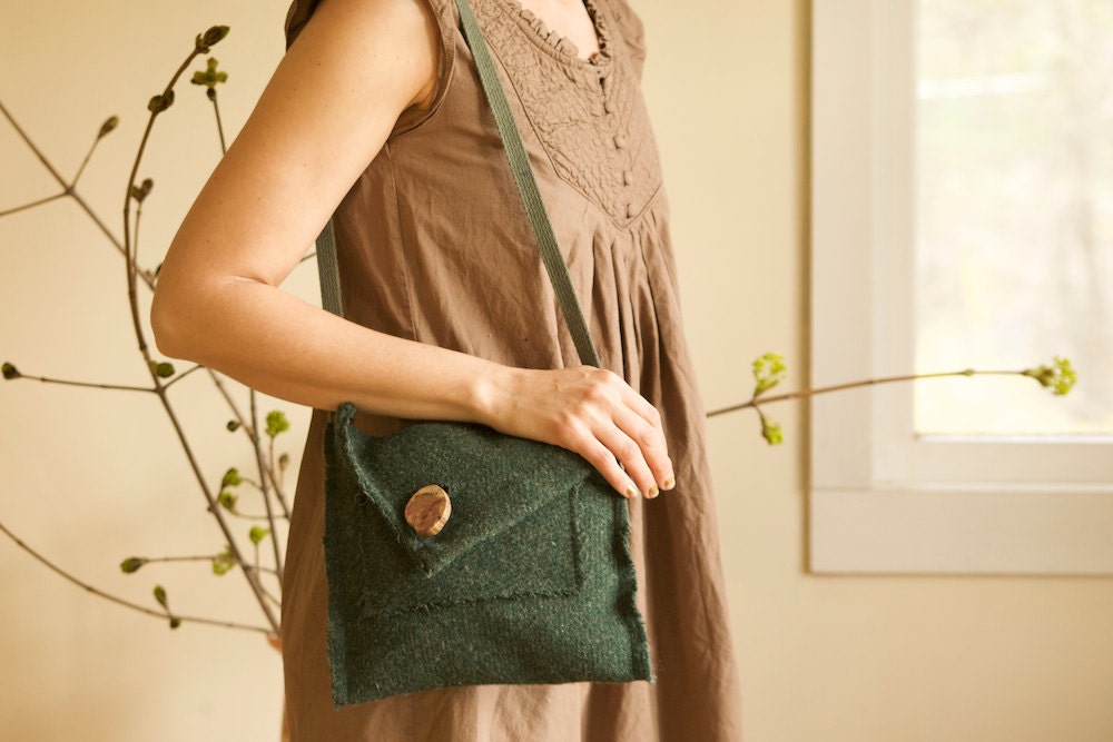 S A L E: emerald vintage coat purse