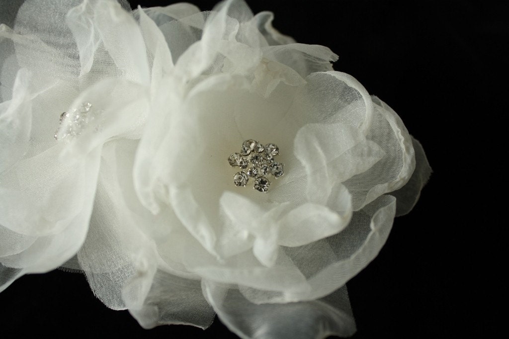Bridal Hairpin, Organza Flower, Headpiece, Wedding Hair Accessory, Bridal Fascinator - FLORESSA