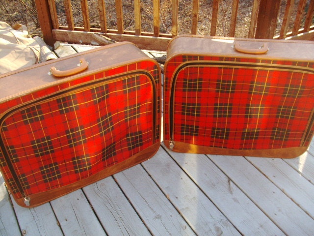 Vintage Tartan Red Luggage Set Five Piece