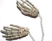 Skeleton Hand Sweater Clip