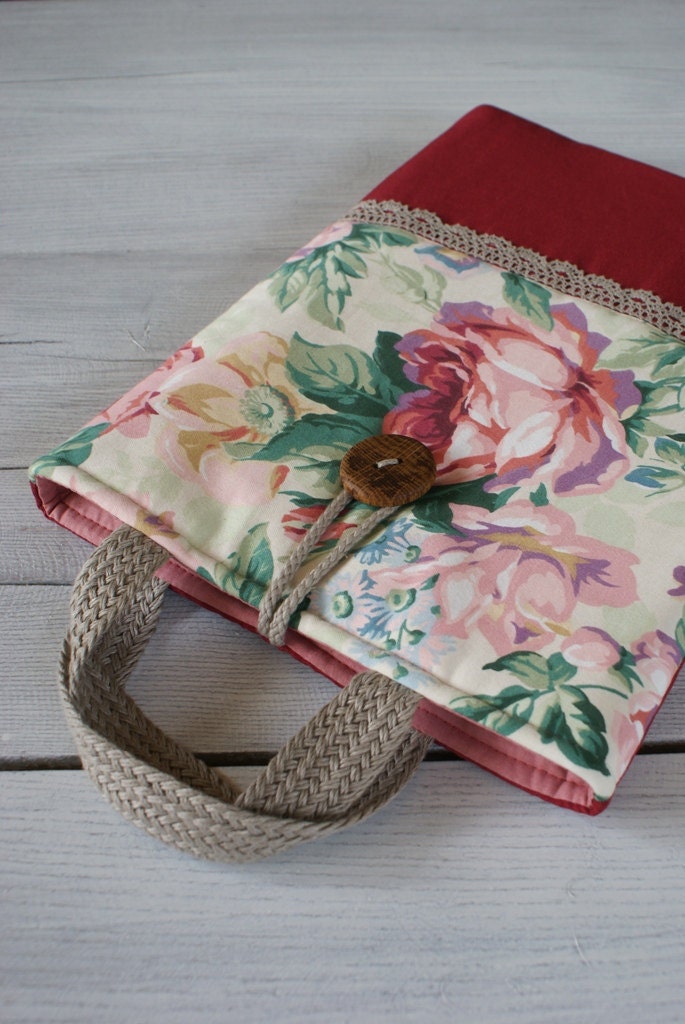 Laptop sleeve for a 13 inch Macbook/cotton/ handles