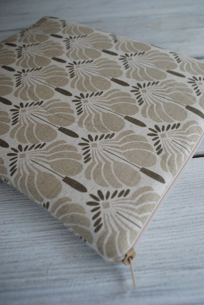 Laptop Sleeve Case Cover  for 13 inch macbook/ linen/ zipper