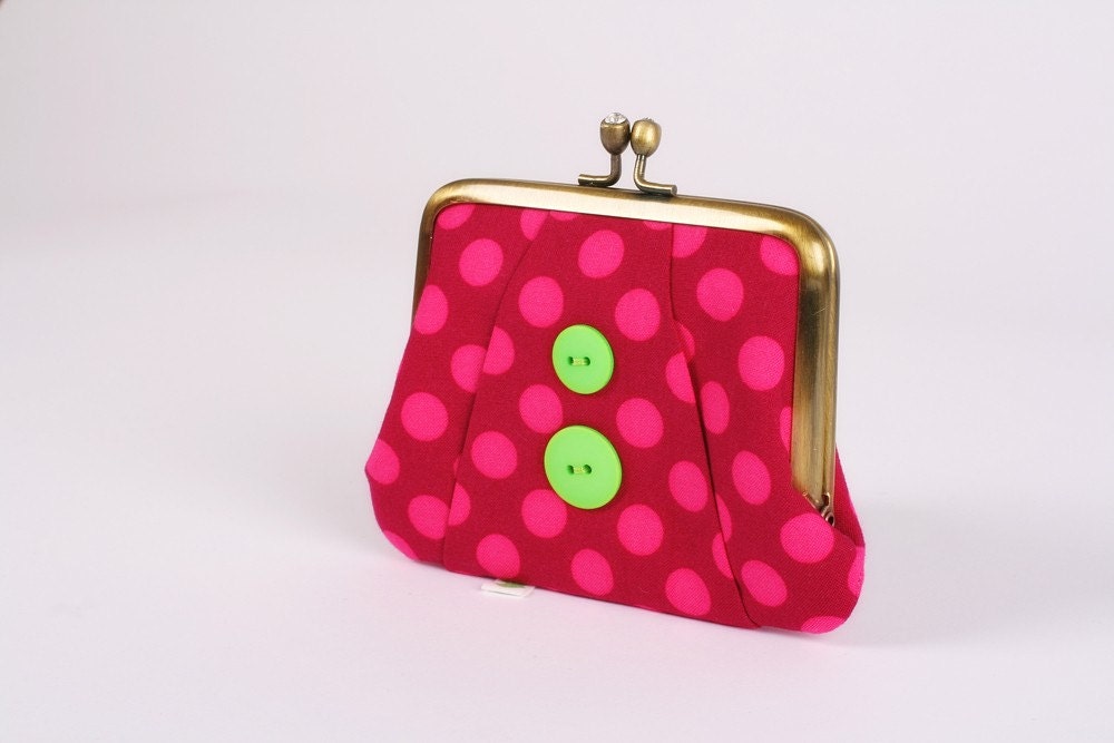 Button - Ta dots in fushia - metal frame purse