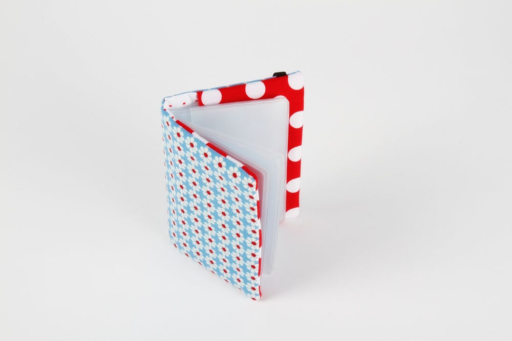 Card holder - Daisy dots in blue