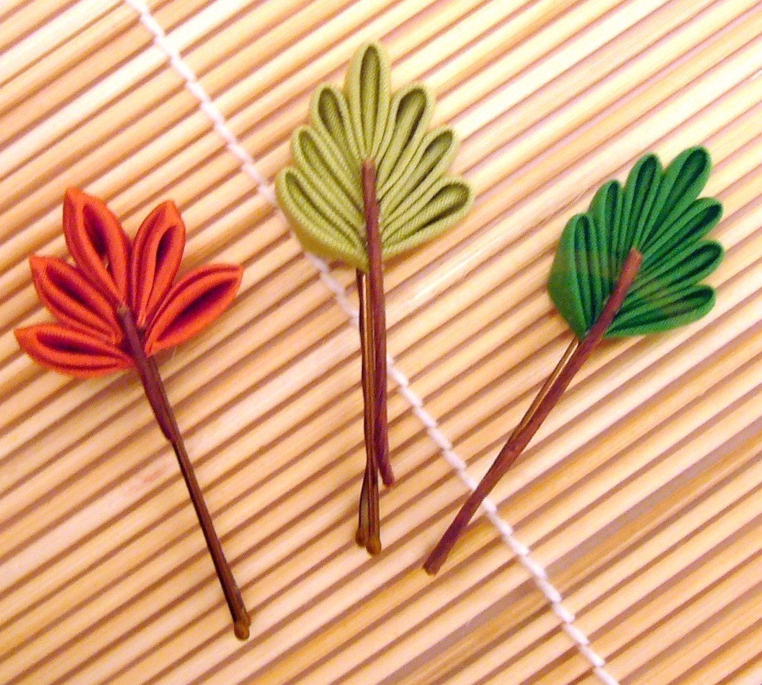 Three Seasons Leaf Kanzashi