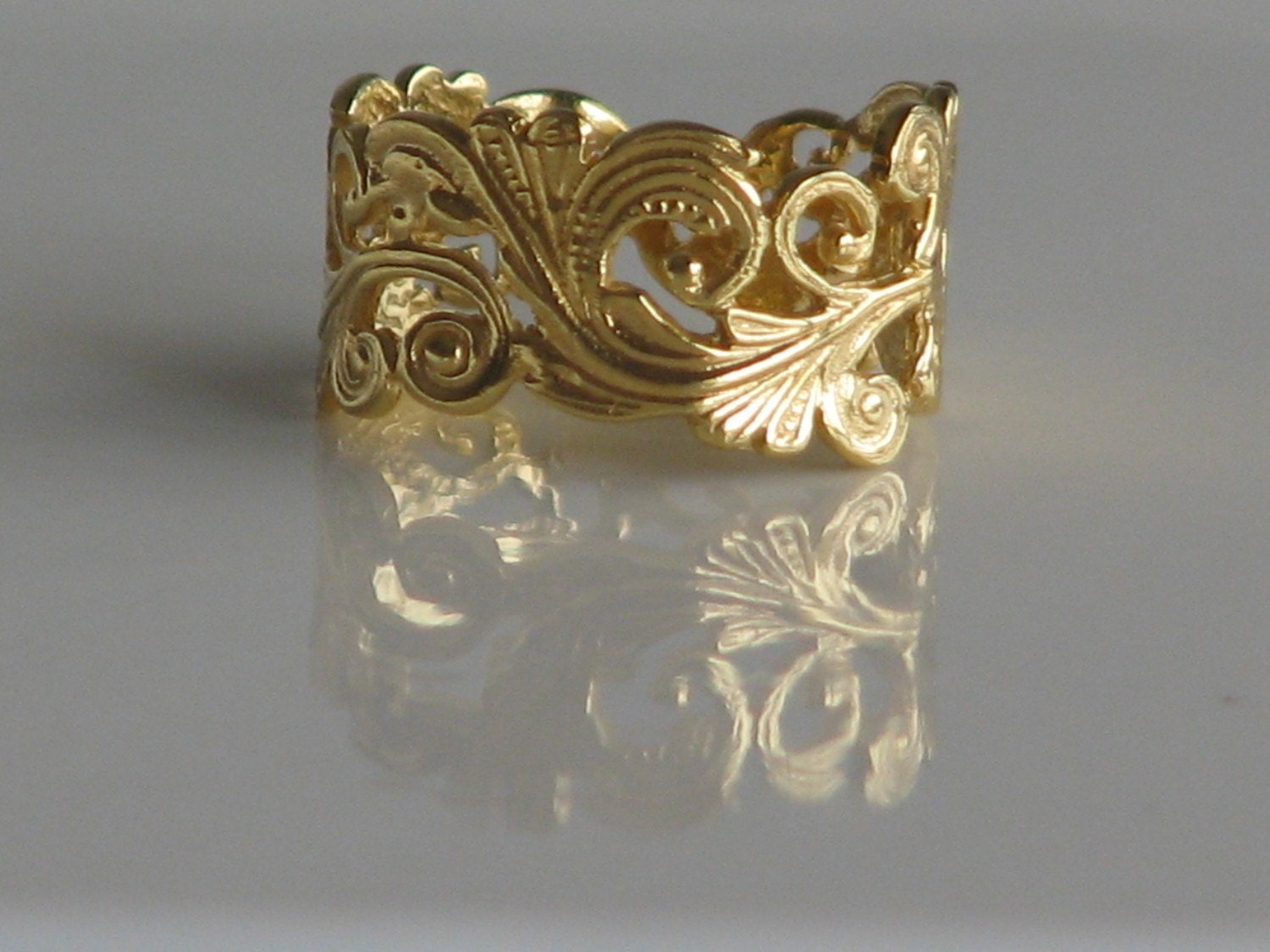 Vintage Engreved Wedding Ring, 9k Art Nouveau Gold  Band, Woman Gift