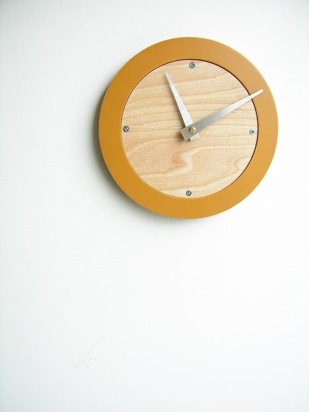 saffron modern wall clock
