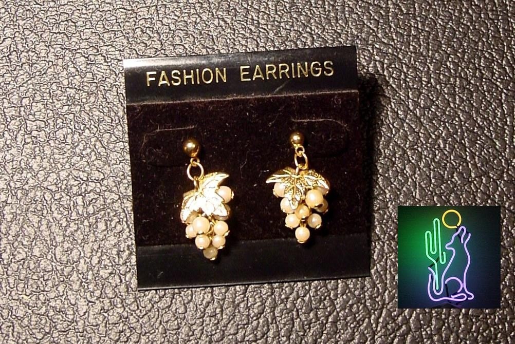 Fresh Water Pearl Off The Vine Earring Set