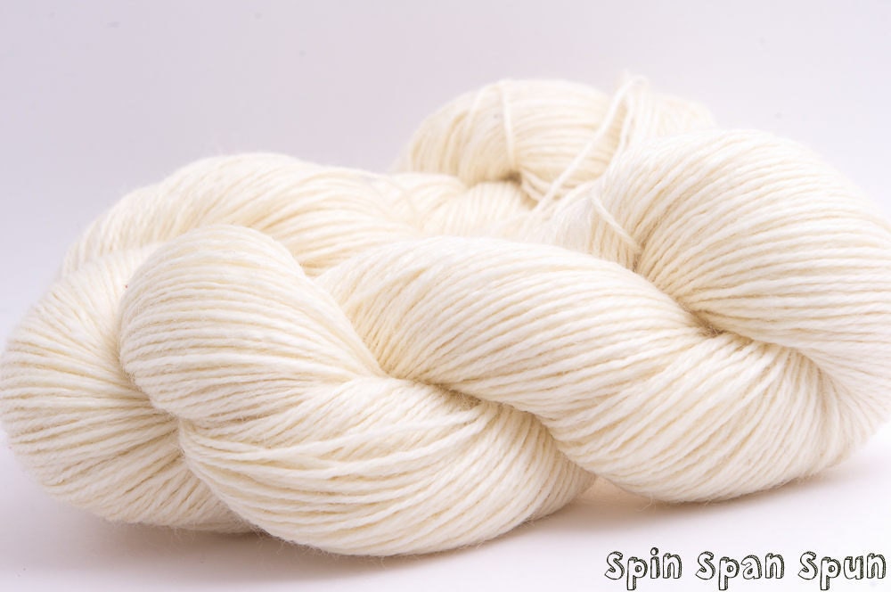 Dye your own socks, Undyed Sock Yarn, Merino and Nylon, 375y, 100g