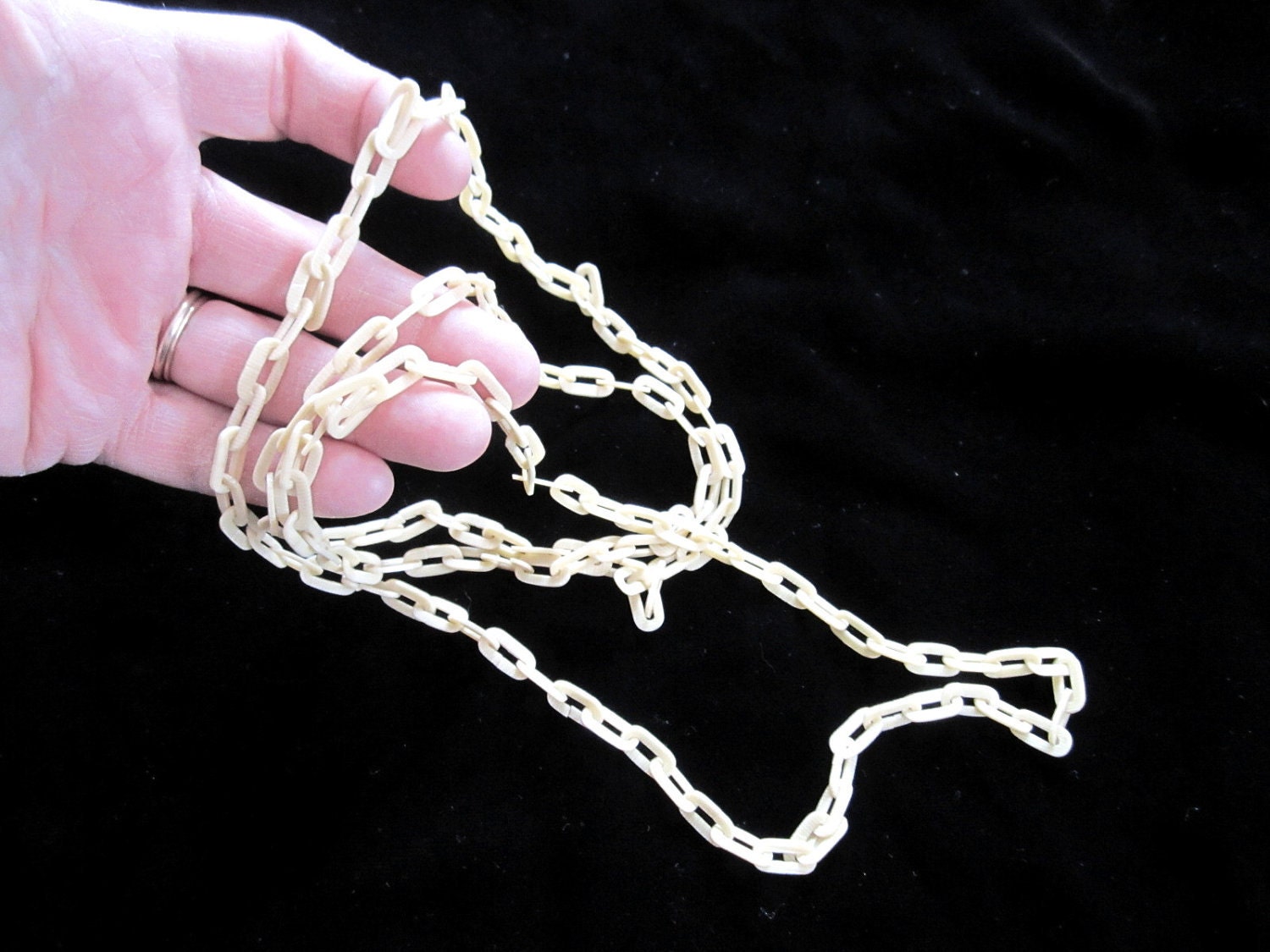 Vintage 1920s Fabulous 44 Inch Long Celluloid Chain Link Necklace