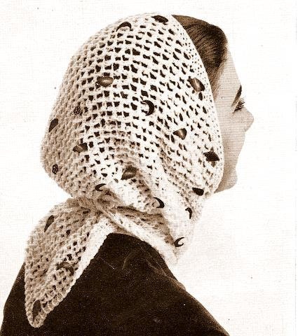 Free Knitting Pattern 20296 Triangle Scarf : Lion Brand Yarn Company