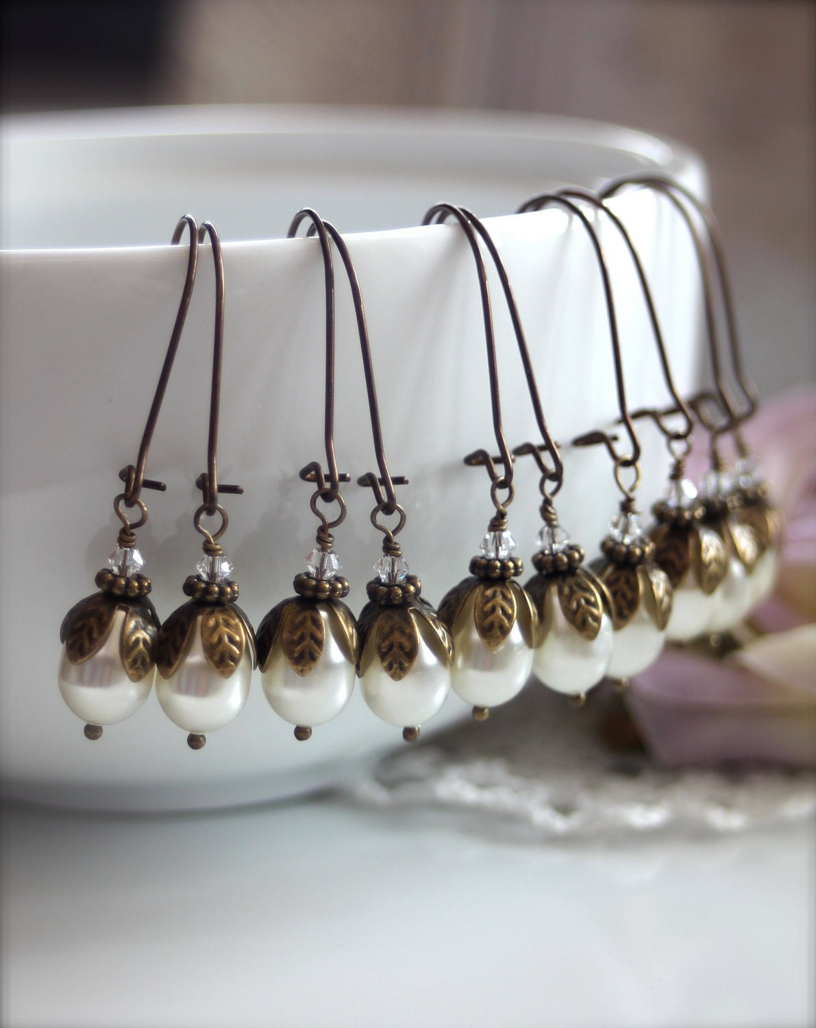 Special Price. Set of Five (5) Bridesmaids Earrings. Vintage Style, Ivory Pear Pearls Antiqued Brass Earrings. Bridesmaids Gifts.