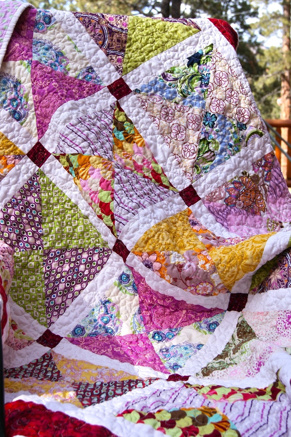 Modern Paris Bazaar HANDMADE Lap Throw Quilt