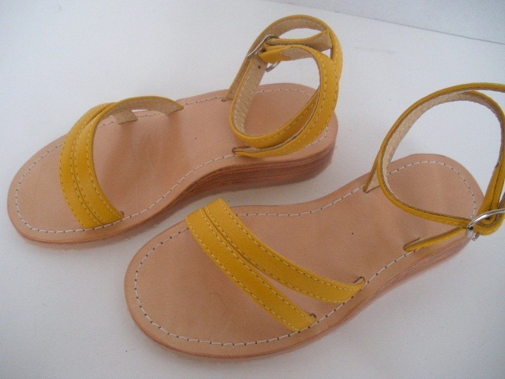 MIAMI HANDMADE SANDALS by TUTO.