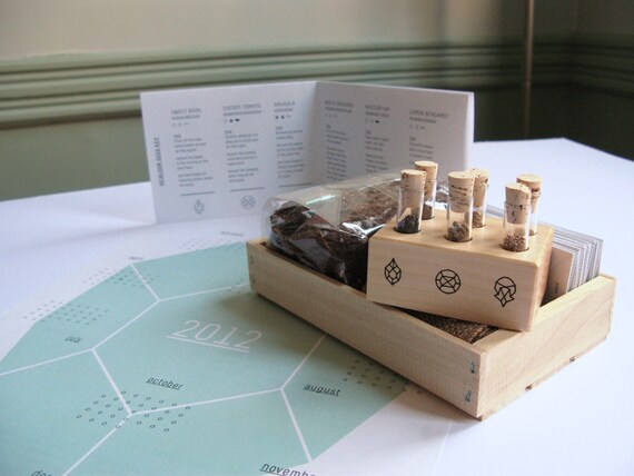 Heirloom Seed Kit in Wooden Box