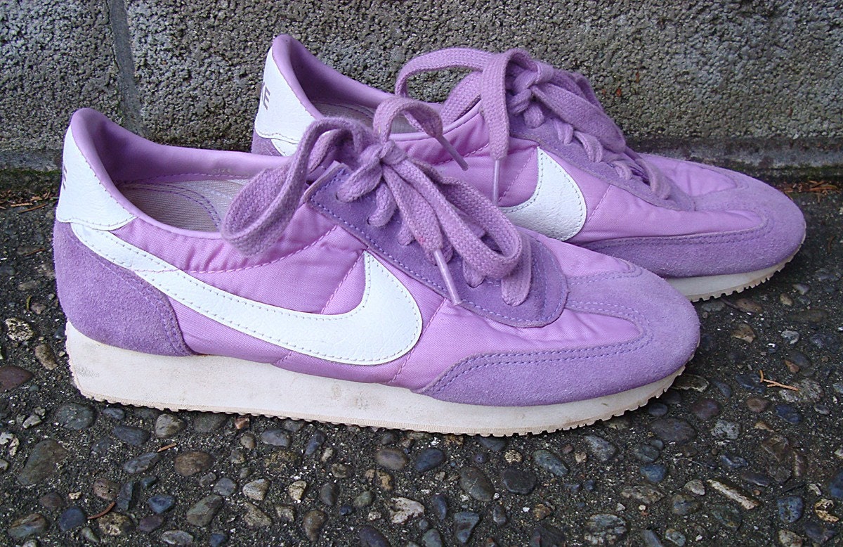 Vintage 1983 Lavender Nike sneakers size 7