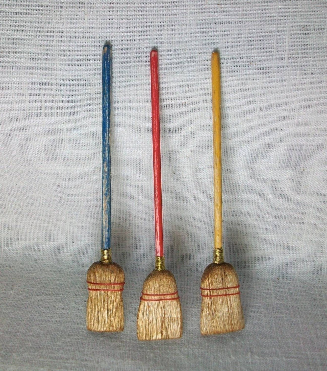 Miniature Broom (1 inch dollhouse scale)