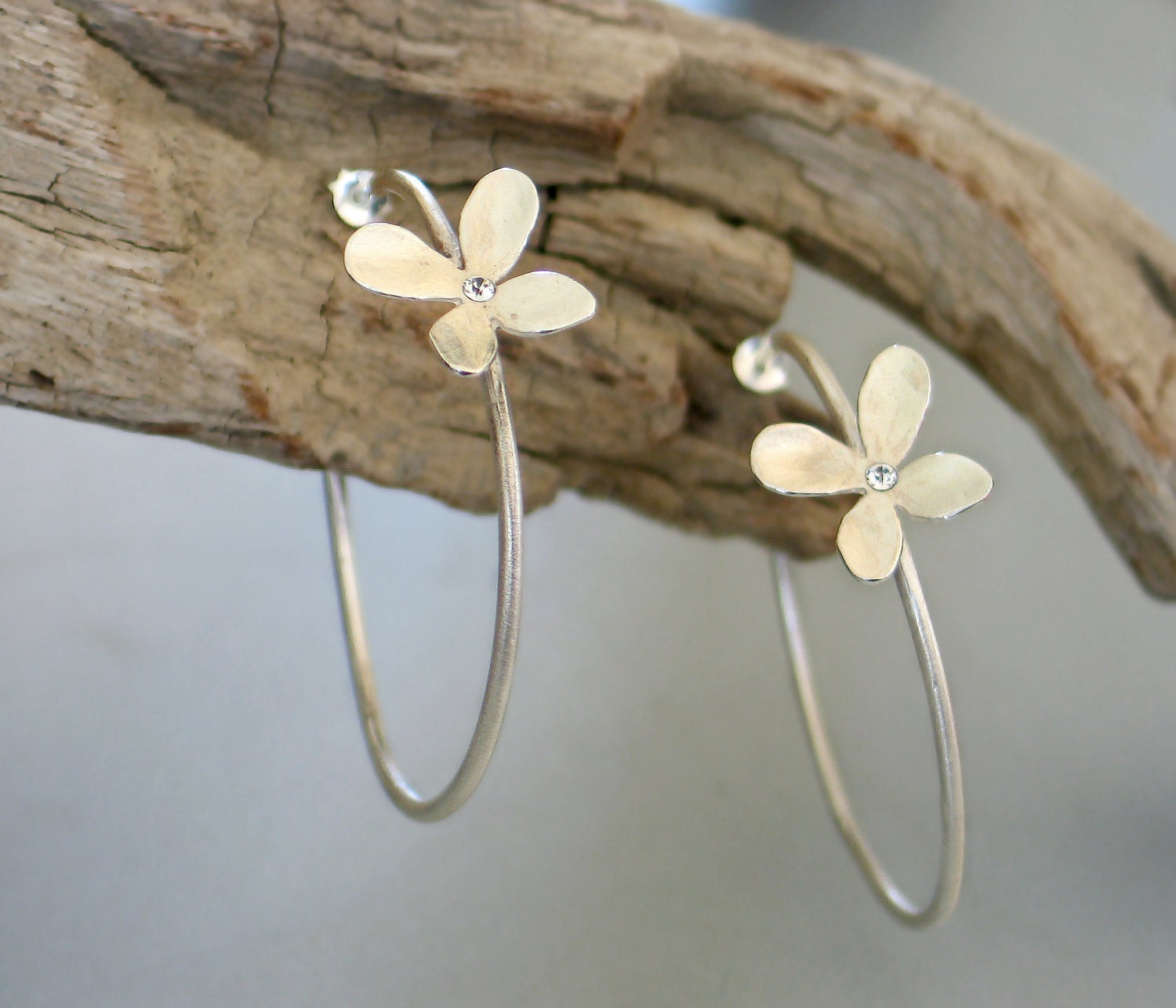 Sterling silver hoops Earrings with Flower