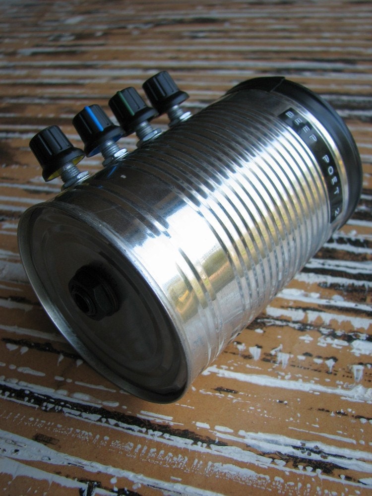 Beep Poet 2 - Lofi Electronic Noise Maker In A Can