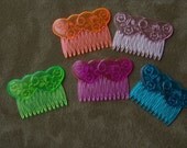 FIVE 1970s Plastic LINKED HEARTS Hair Clips