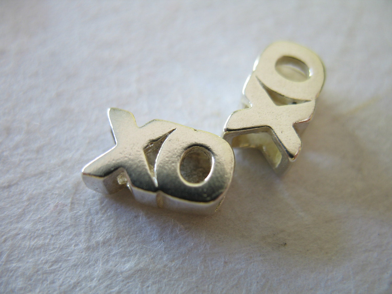XO Love Charm Pendant, Hugs and Kisses, Sterling Silver, 1 pc, 10x5 mm, brides bridal weddings bridesmaids gifts valentines anniversary