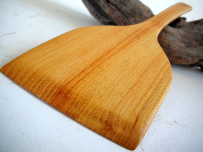 reclaimed eco osage orange spatula