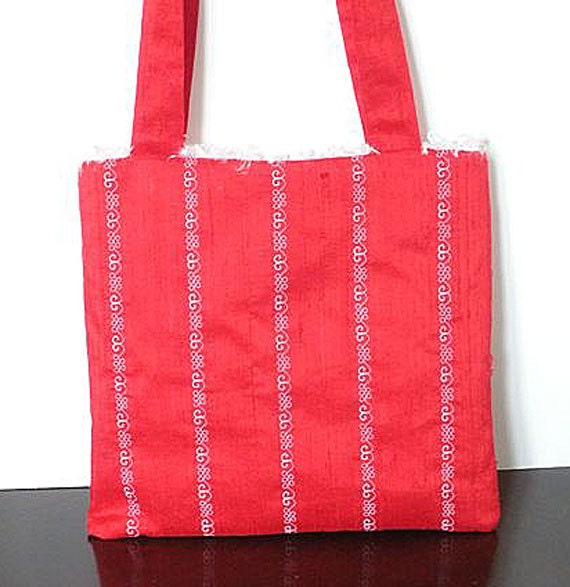 Red Silk Purse - Women - Fabric - Evening Bag - Handmade - Bags and Purses